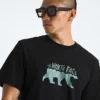 Ανδρικό κοντομάνικο μπλουζάκι Evolution TNF™ Bear — Γραφικό